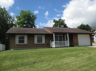 915 Division St, Huntington, IN 46750