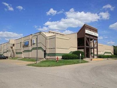 1700 S 1st Ave Ste 14, Iowa City, IA, 52240