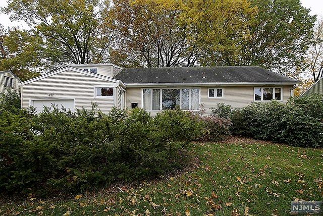 1st image of 354 Leonard Dr