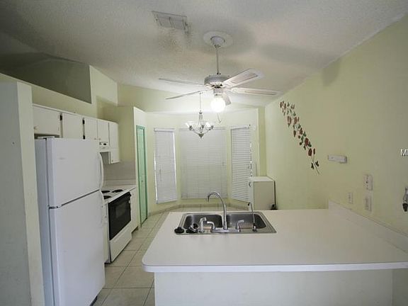4th image of 7856 Sagebrush Pl