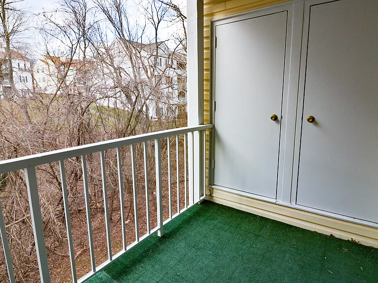 13 Pickering Ct #102 — Photo 22