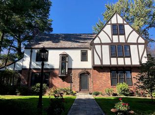 227 Terry Rd, Hartford, CT 06105