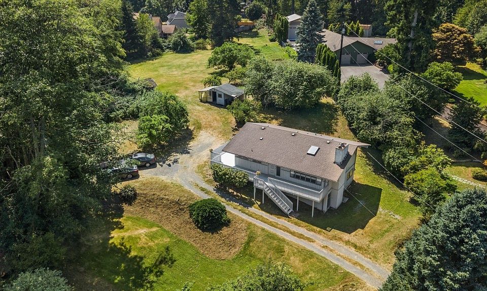 1st image of 2426 N Castle Way