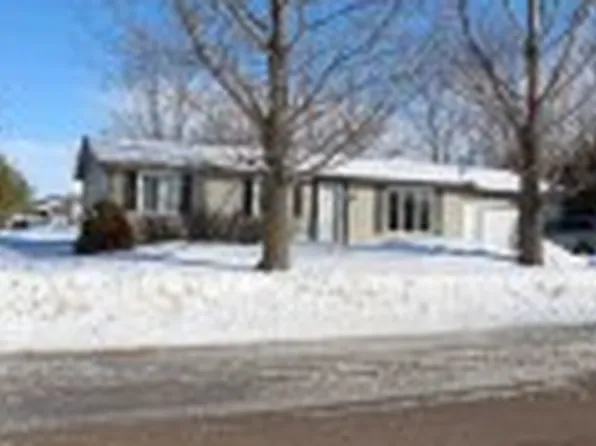 621 Willow Run St, Denver, IA 50622