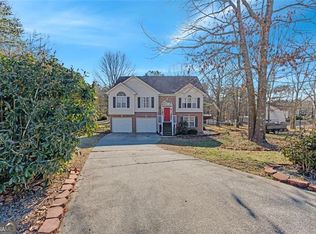 12 Indian Valley Way, Rydal, GA 30171