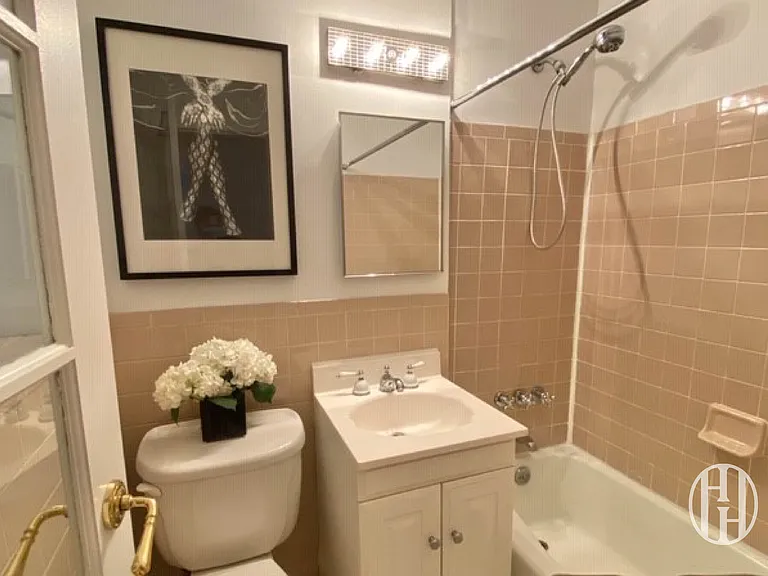 160 E 91st St #2B — Photo 6