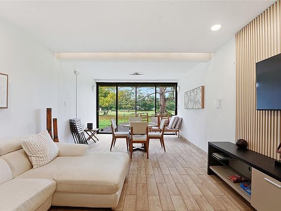 5th image of 83 Beach Village Dr