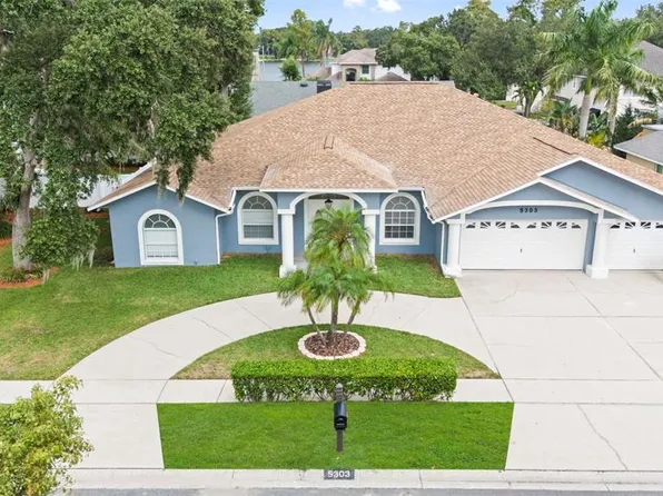 5303 Red Field Ln, Tampa, FL 33624