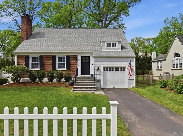 32 Kingsbury Road, New Rochelle, NY 10804