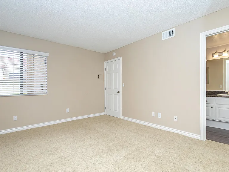 Mosaic Apartment Homes — Photo 44