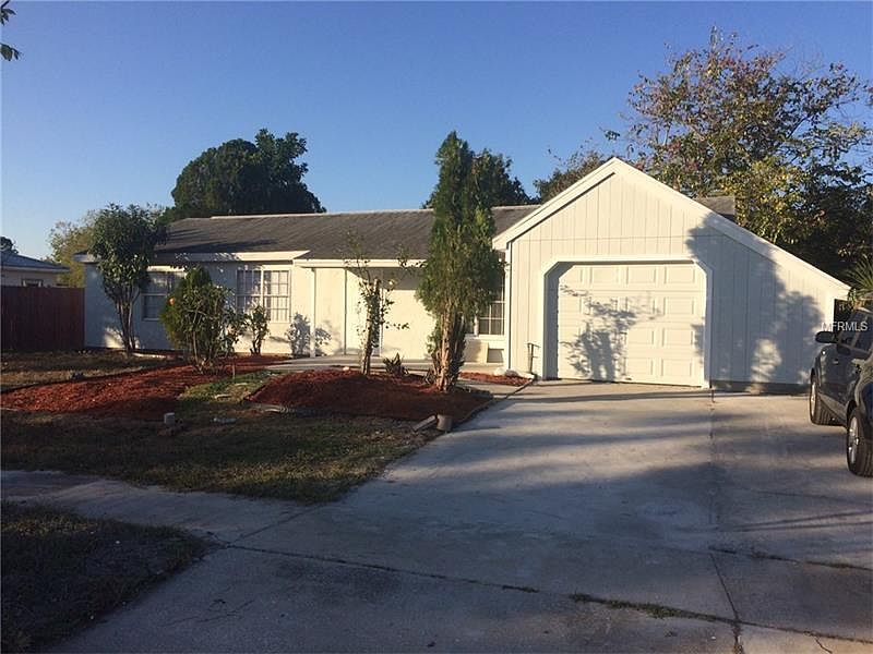 1st image of 8160 Lombra Ave
