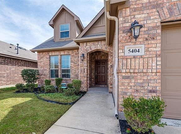 3rd image of 5404 Chinkapin Ln