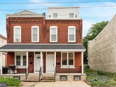 865 N 43rd St, Philadelphia, PA, 19104