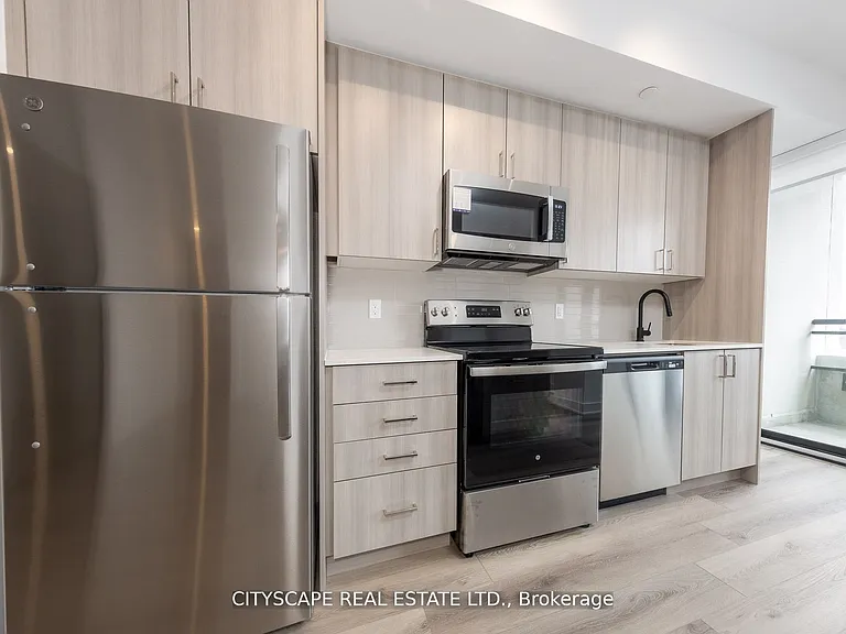758 Dovercourt Rd W #805 — Photo 10