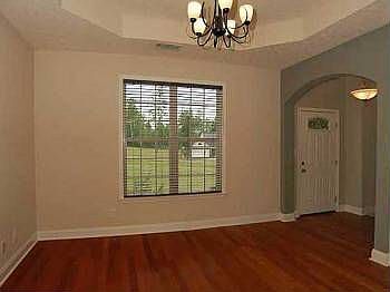 5th image of 708 Ethan Ln