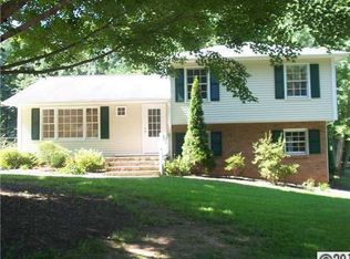 11232 Hallmark Dr, Matthews, NC 28105