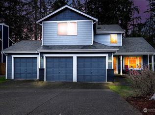 6265 Grandridge Dr SE, Pt Orchard, WA 98367