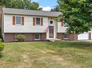 36 Whiskey Springs Rd, Dillsburg, PA 17019