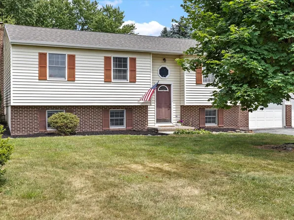 36 Whiskey Springs Rd, Dillsburg, PA 17019