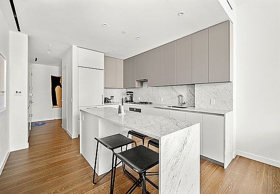 3rd image of 287 E Houston St APT 4A