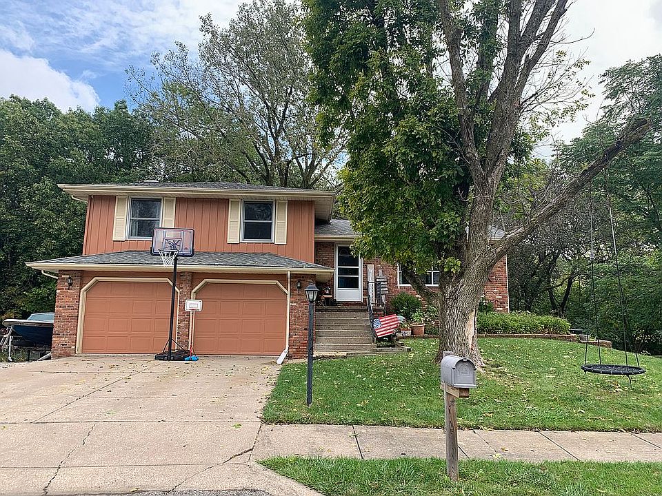 1st image of 1301 W Buckingham Dr