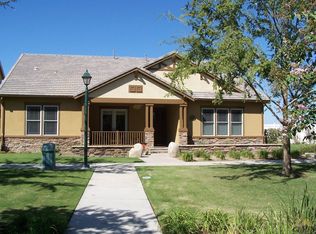 2805 Oakley St, Bakersfield, CA 93311