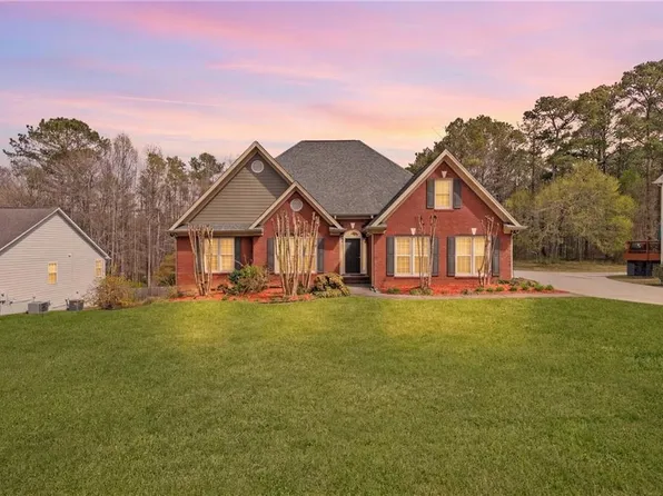 825 Harbor Bay Dr, Lawrenceville, GA 30045