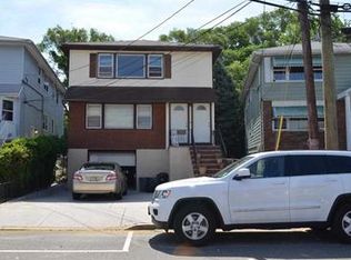 14 Sycamore Rd, Bayonne, NJ 07002