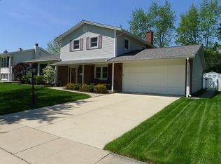 4030 Suffolk Ln, Hoffman Estates, IL 60192