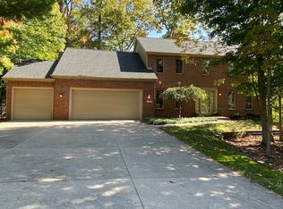 1911 Basswood Trl, Fort Wayne, IN 46814