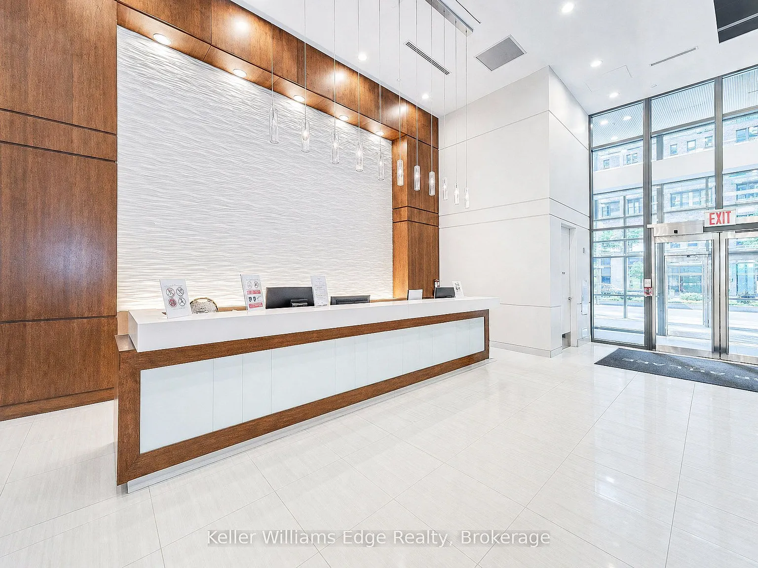 1 bed, $2,300 — Photo 2