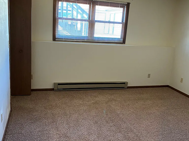 1120 10th Ave N #C — Photo 6