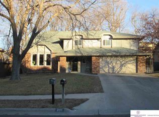 2311 S 166th St, Omaha, NE 68130