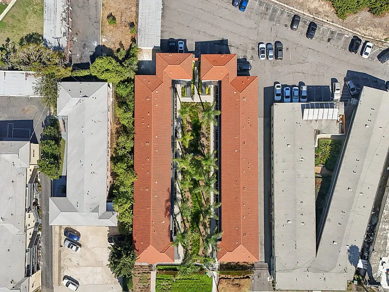 Ladera Apartments — Photo 40