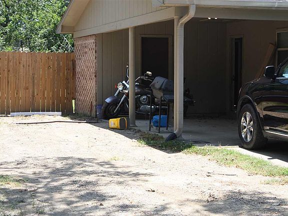 3rd image of 2704 Ozark St