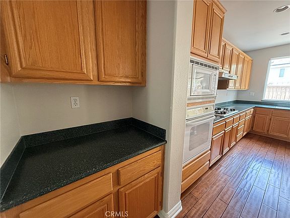 4th image of 38218 Clear Creek St