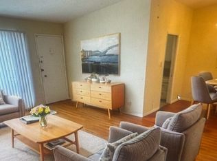 504 S Manhattan Pl APT 10, Los Angeles, CA 90020