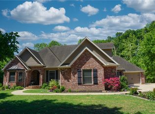17589 Clear Water Rd, Fayetteville, AR 72704