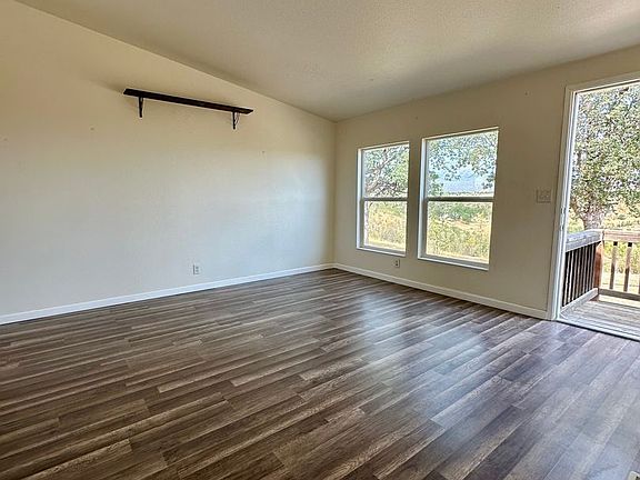 4th image of 14124 Marsha Way