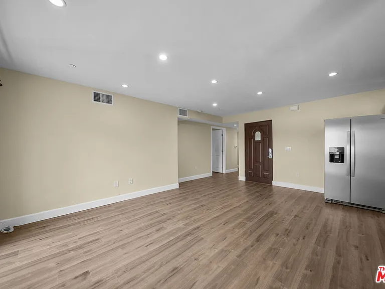 5315 Bellingham Ave #204 — Photo 7