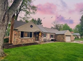 11039 Fitzwater Rd, Brecksville, OH 44141