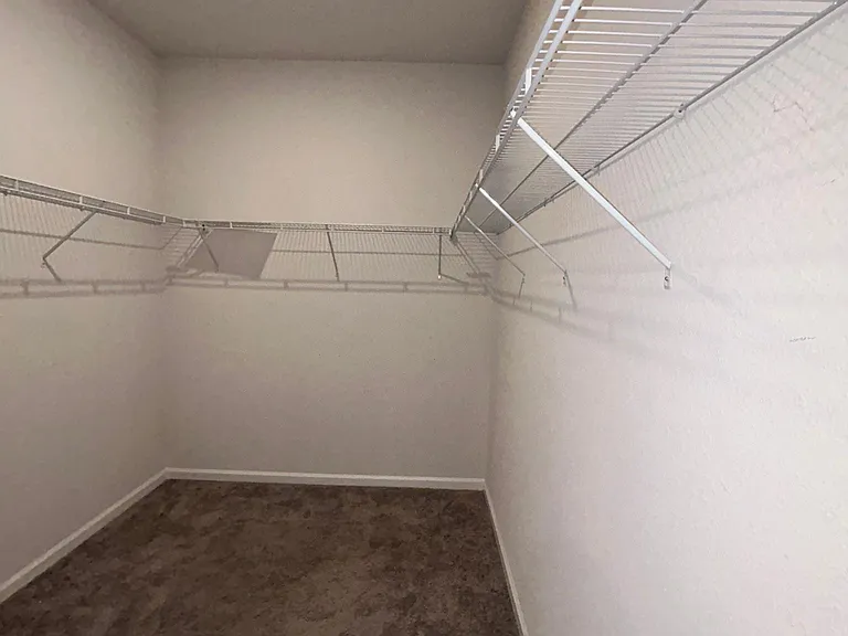 228 Hillcrest Dr — Photo 9