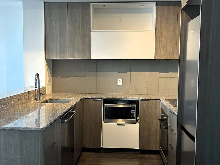 55 Regent Park Blvd #1903 — Photo 7