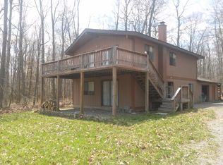 327 Birchwood Dr, Oakland, MD