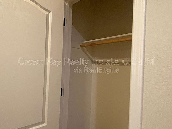 3rd image of 172 W Viola St