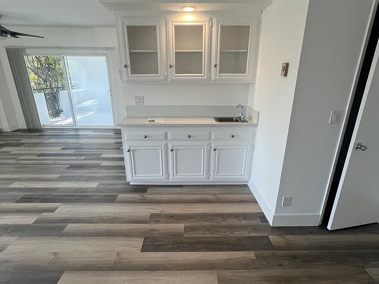 Wet bar in family room
