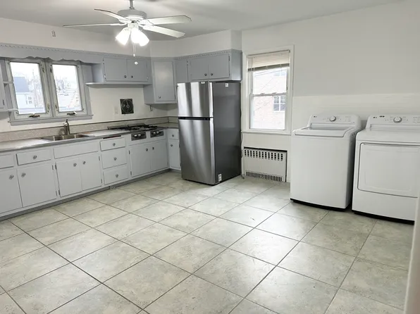 325 Totowa Rd, Totowa, NJ 07512
