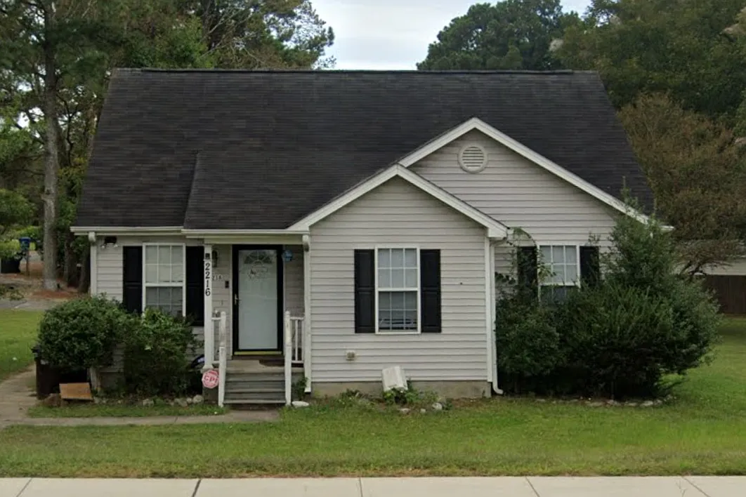 3 bed, 1132 sqft, $1,650 — Photo 1
