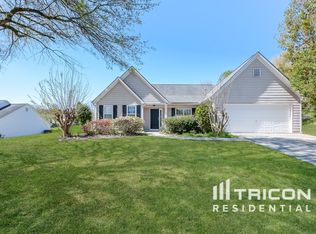 8140 River Hill Commons Dr, Ball Ground, GA 30107