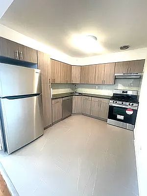 1st image of 3220 44th St #2